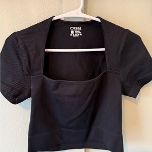 OQQ Black Ribbed Square Crop Top